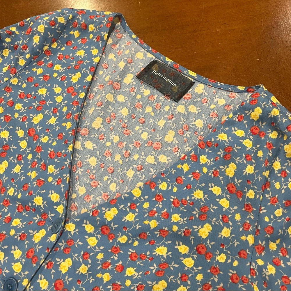 Reformation Arabella PJ Top Button Front Blouse Blue Floral Print Small Deep Vee - Picture 4 of 16